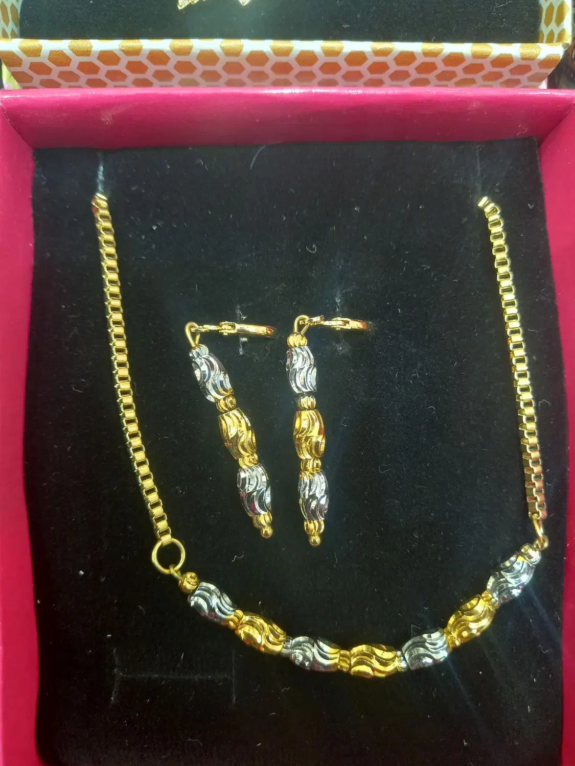 نیم ست طرح طلا|بدلیجات|اردبیل, |دیوار