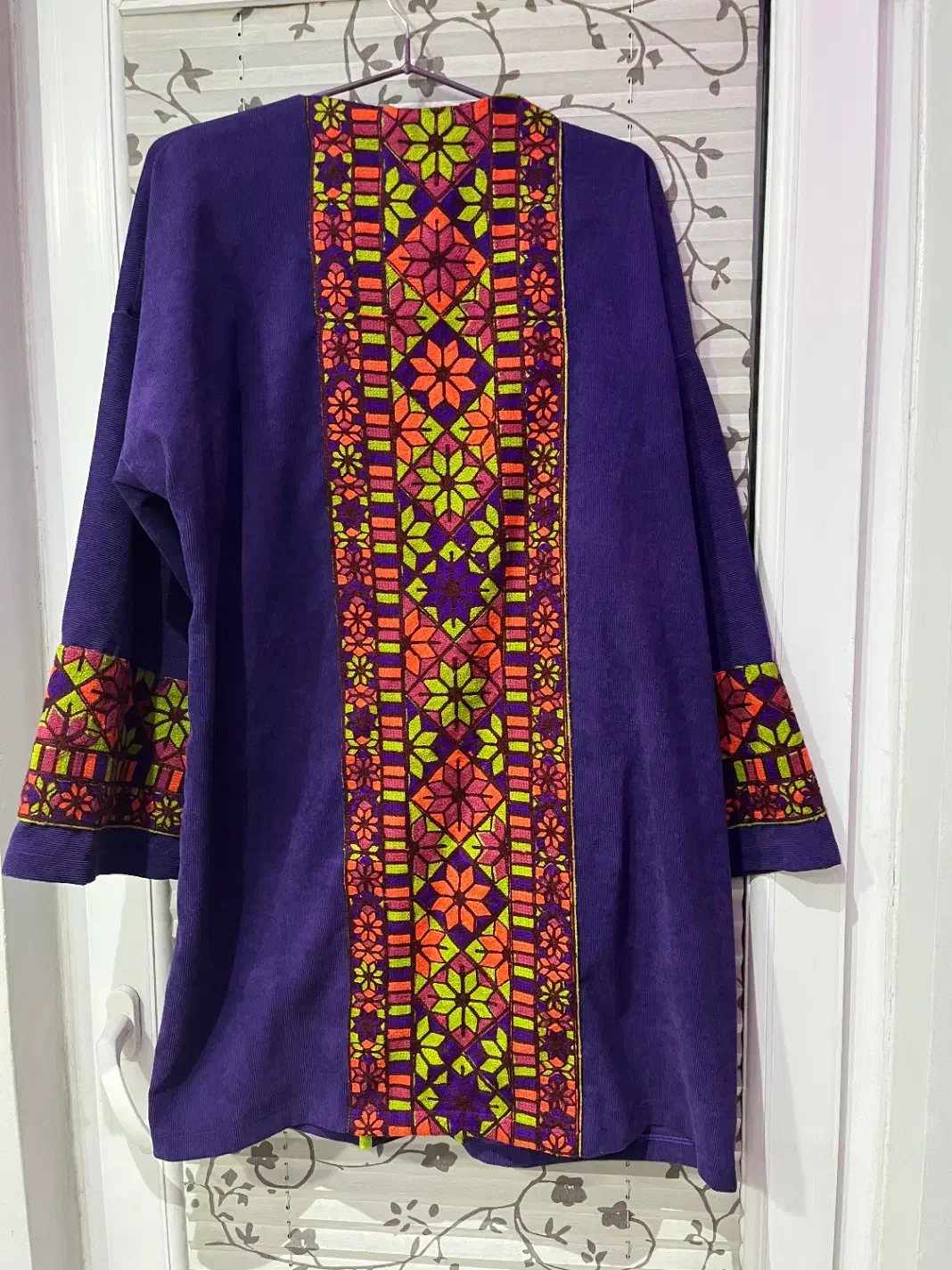 مانتو طرح سنتی نو|لباس|بابل, |دیوار