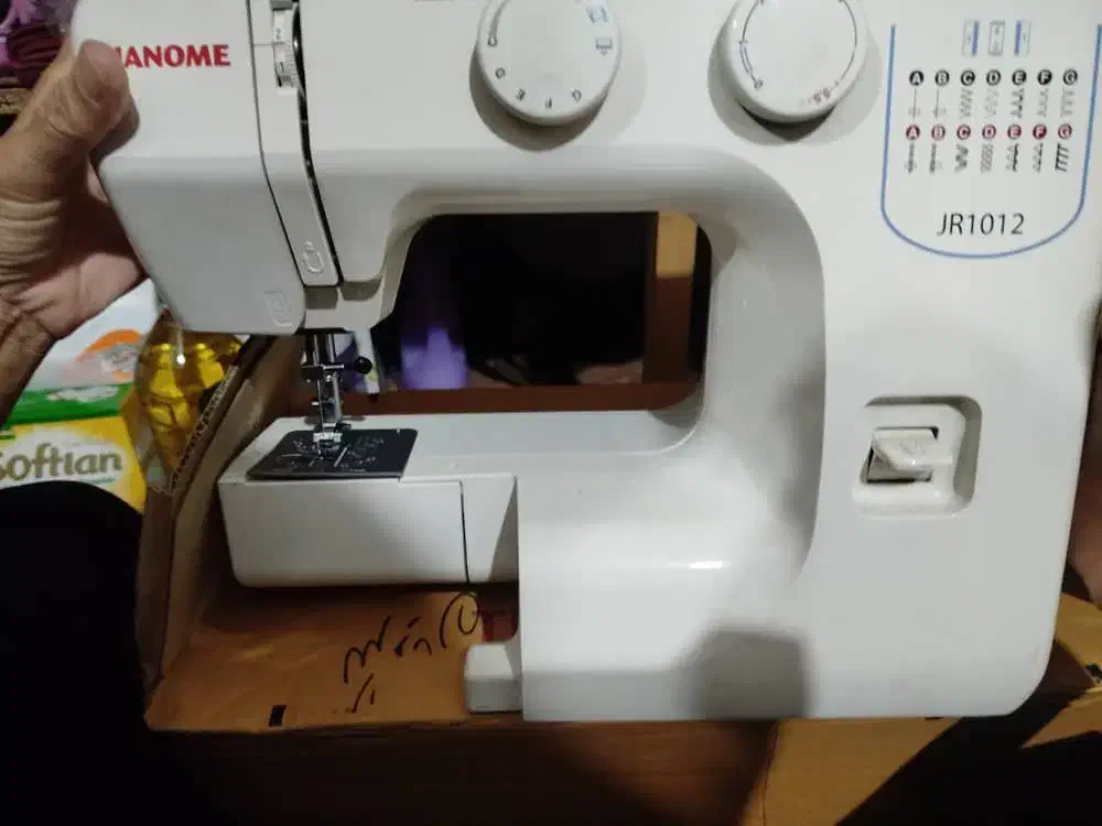 فروش چرخ خیاطی و گوشت چرخ کن|چرخ خیاطی و ریسندگی|شیراز, شهرک نیروی انتظامی|دیوار