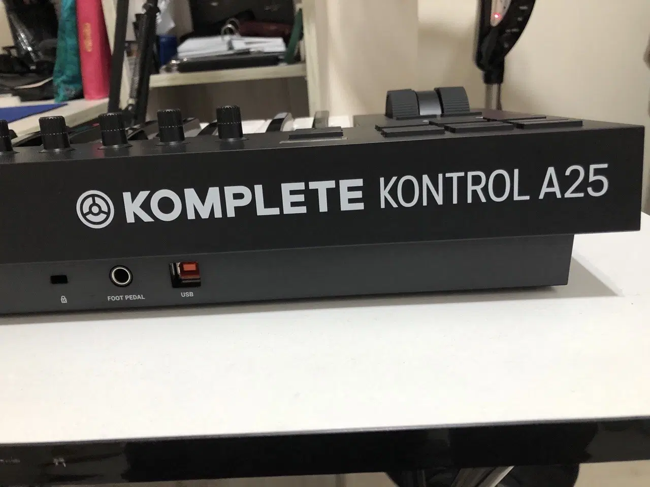 Mini midi controler komplete control native A25|پیانو، کیبورد، آکاردئون|تهران, چهارصد دستگاه|دیوار