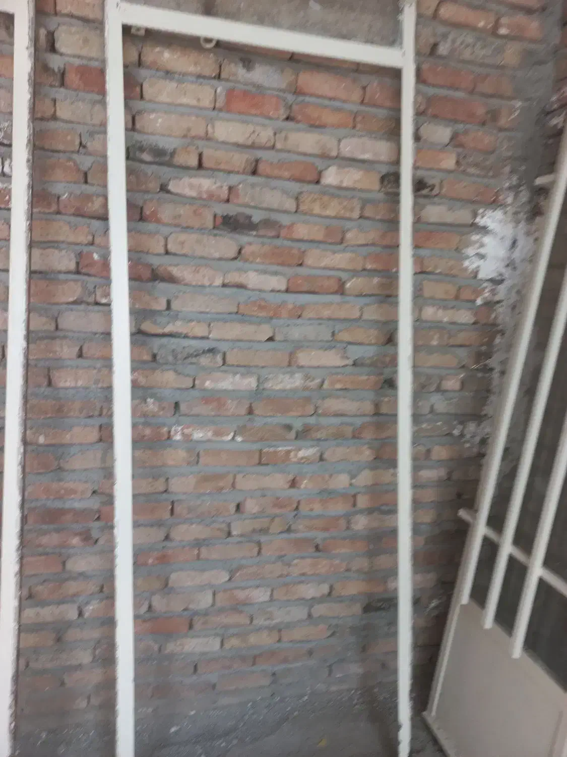 مقداری در و پنجره سالم|مصالح و تجهیزات ساختمان|بروجرد, |دیوار