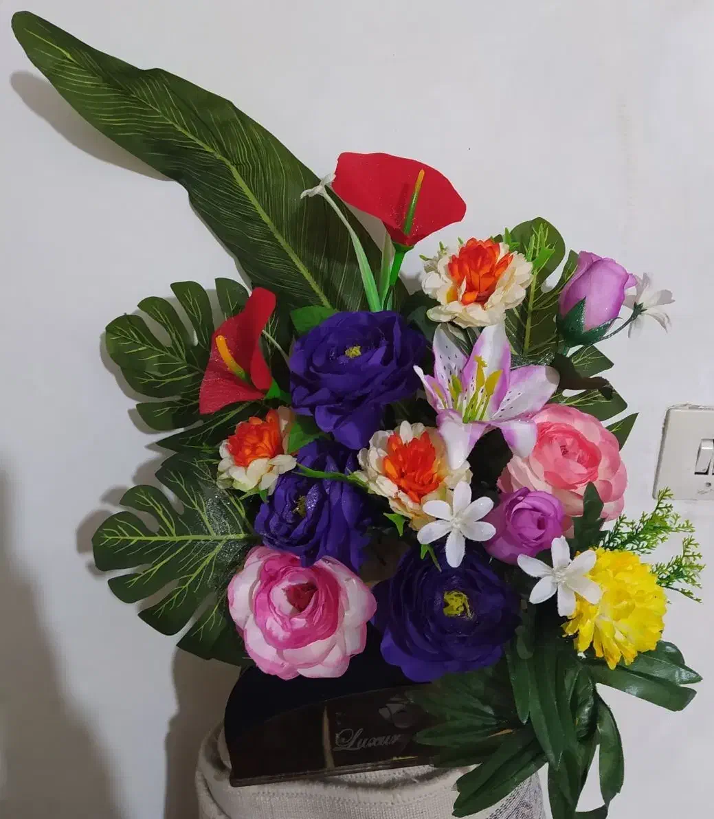 گل مصنوعی|گل مصنوعی|ورامین, خورین|دیوار