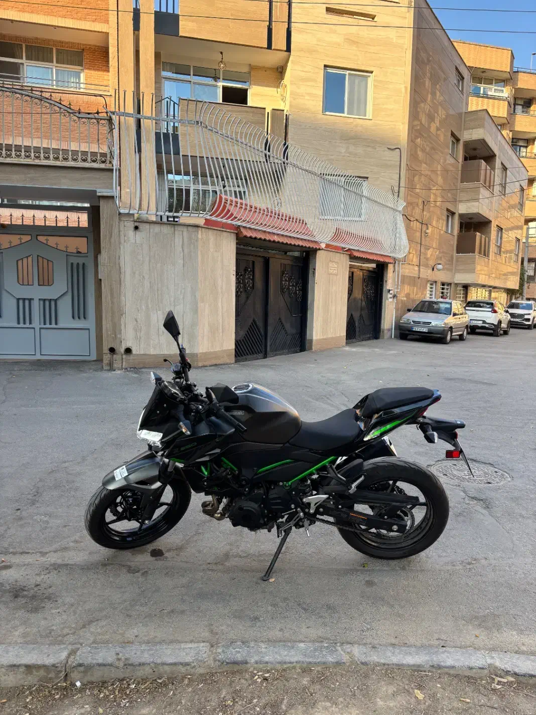 Kawasaki Z250 در حد نو کاوازاکی|موتورسیکلت|اصفهان, باغ زیار|دیوار