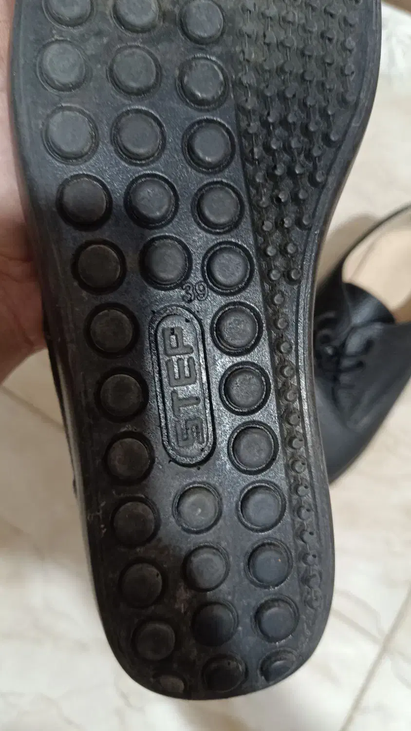 کفش چرم مردانه سایز 39|کیف، کفش، کمربند|تهران, امام زاده عبدالله|دیوار