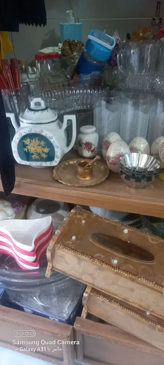 مقداری ظرف وظروف بفروش میرسد|ظروف سرو و پذیرایی|مرند, |دیوار
