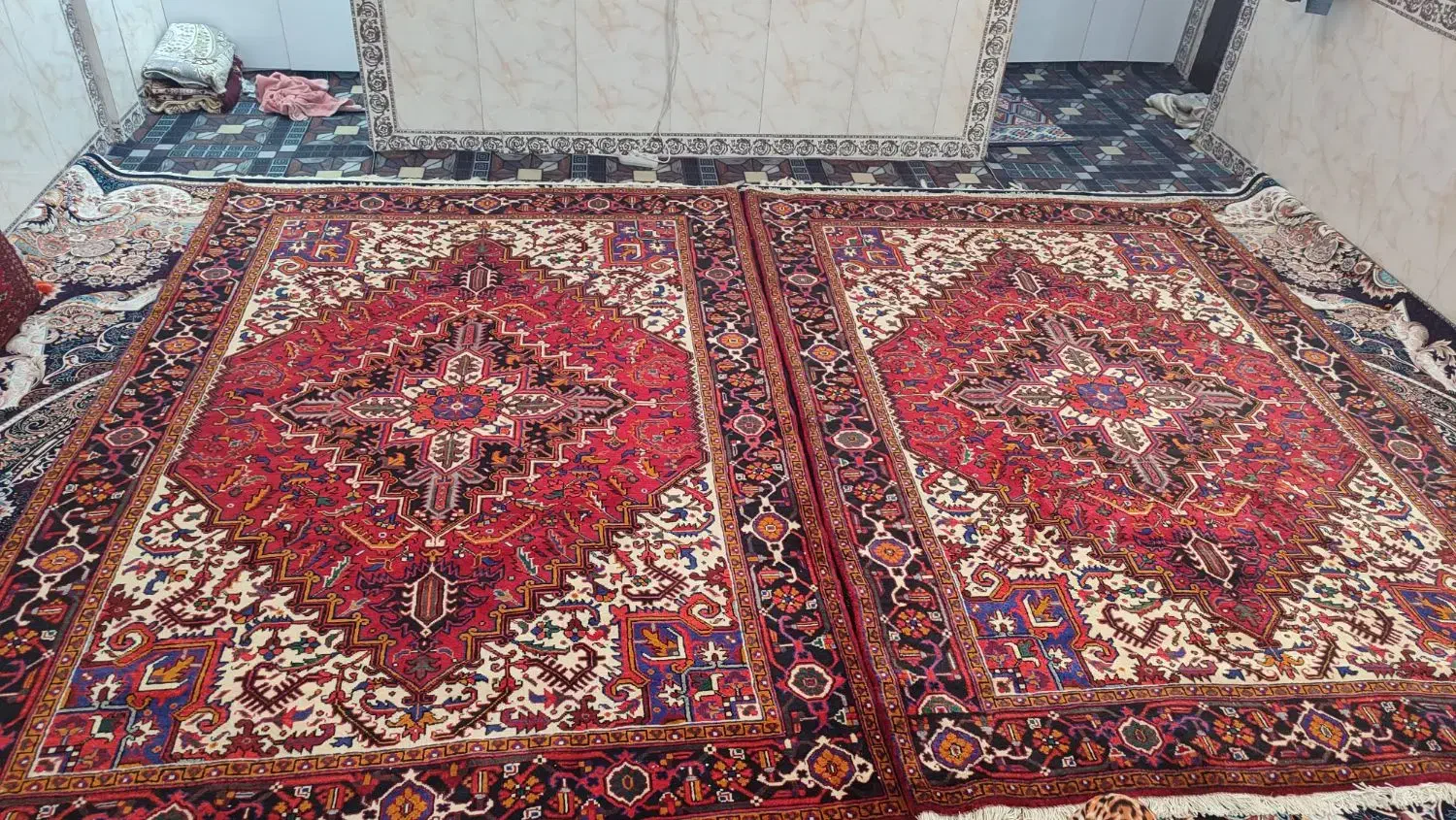 فرش دستباف نقشه هریس|فرش|قرچک, شهرک طلائیه|دیوار