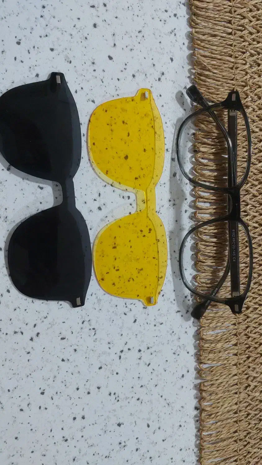 فرم عینک طبی همراه با ۲کاور|زیورآلات و اکسسوری|اهواز, زیتون کارمندی|دیوار