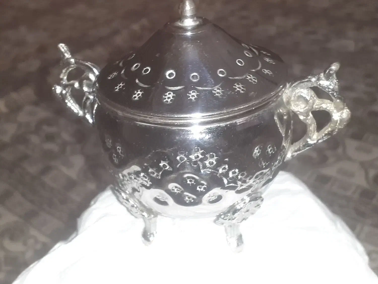 قندان قدیمی ورشو|صنایع دستی و سایر لوازم تزئینی|اسلام‌شهر, شهرک لاله|دیوار