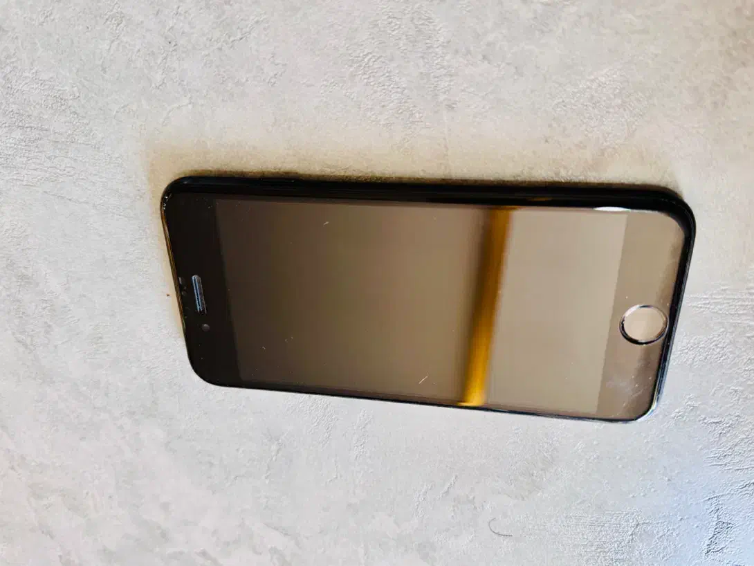 Iphone SE 2022|موبایل|اراک, |دیوار