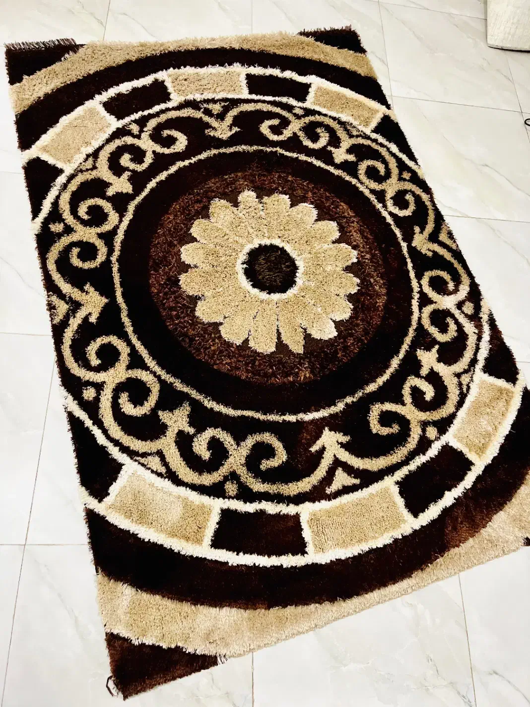 دو تا قالیچه دست‌دوم  (۶ متری و ۳ متری)|فرش|محمدشهر, محمدشهر|دیوار