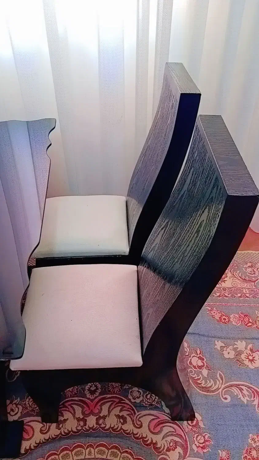 میز غذا خوری چوبی با نشیمنگاه چرم|میز و صندلی غذاخوری|میانه, |دیوار