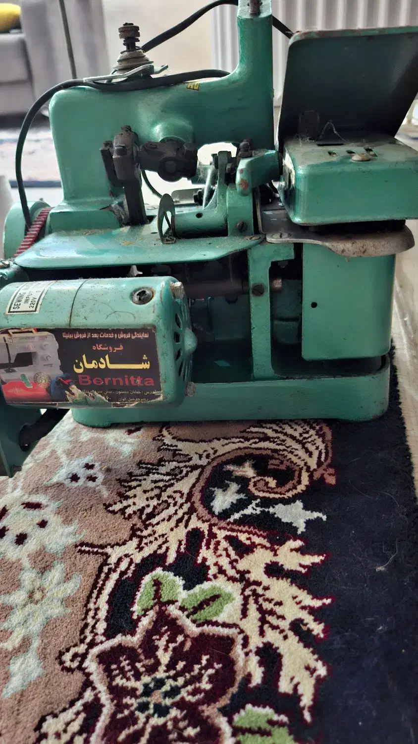 سر دوز صنعتی پروانه|چرخ خیاطی و ریسندگی|رشت, رشتیان|دیوار