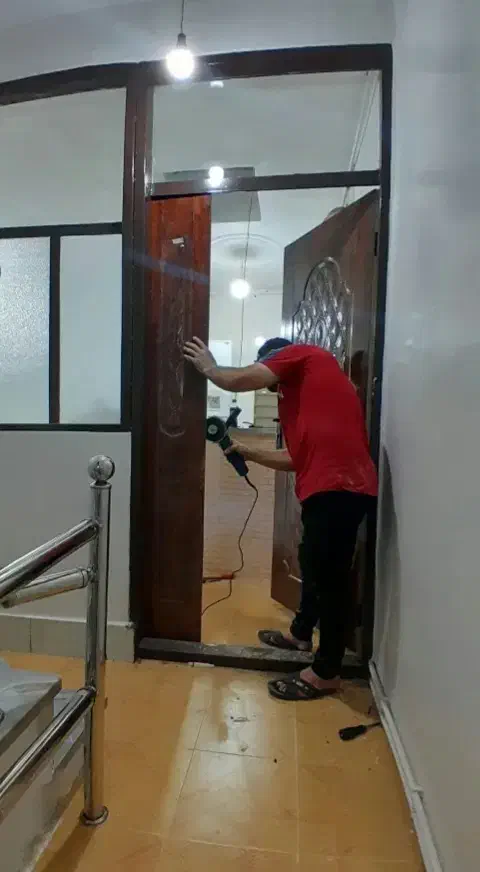 نصب درب اتاقی|خدمات پیشه و مهارت|سلماس, |دیوار