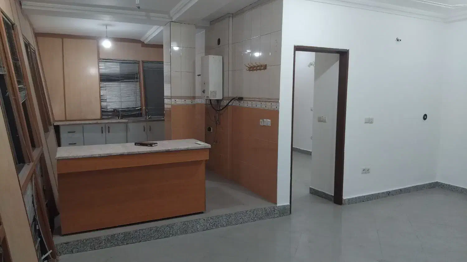 رو به رو اداره پست ۷۰متر|اجارهٔ آپارتمان|چالوس, |دیوار