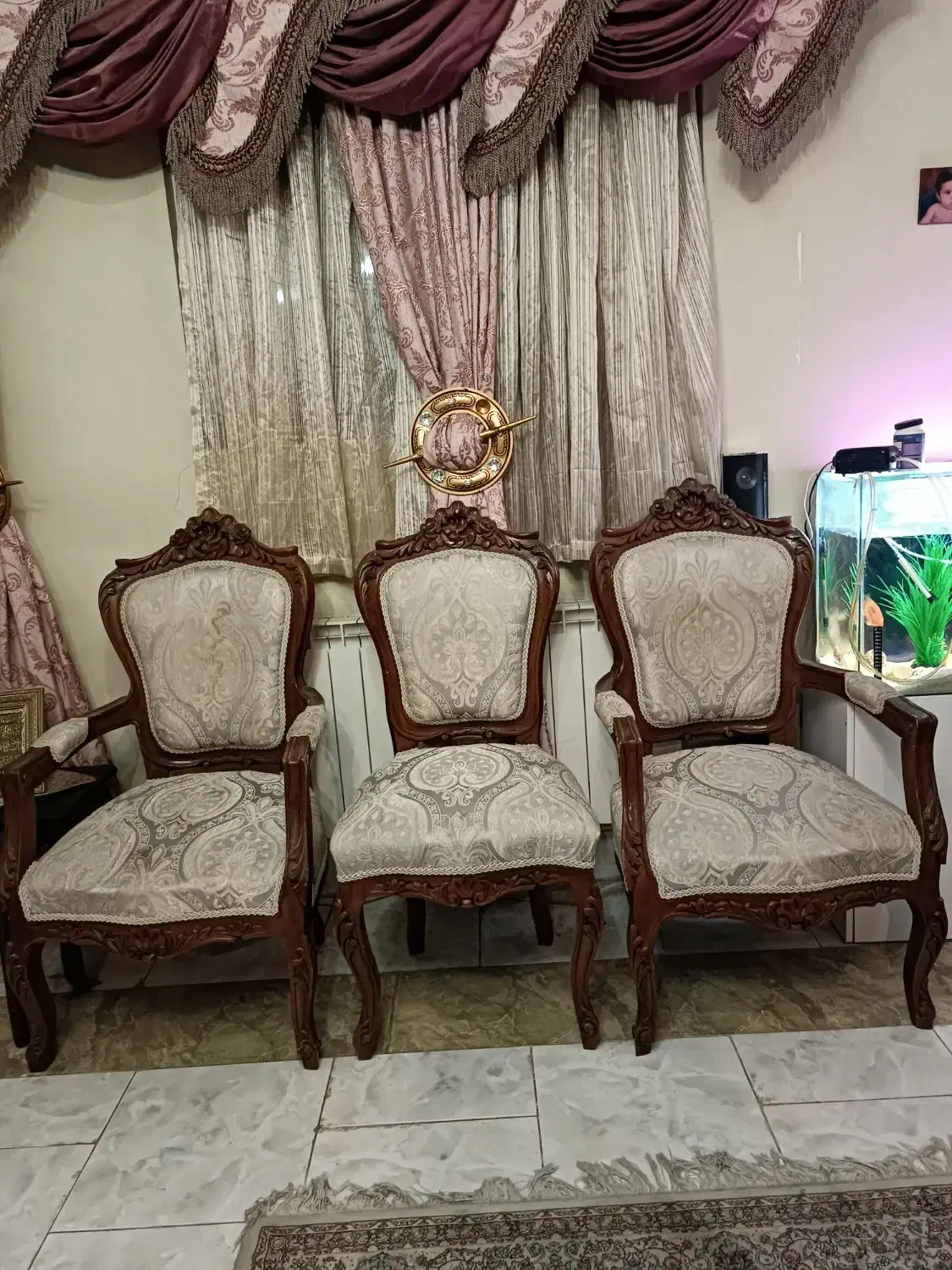 مبل سلطنتی ۹ نفره و مبل ال ۷ نفره|مبلمان خانگی و میز عسلی|شیراز, انجیر|دیوار