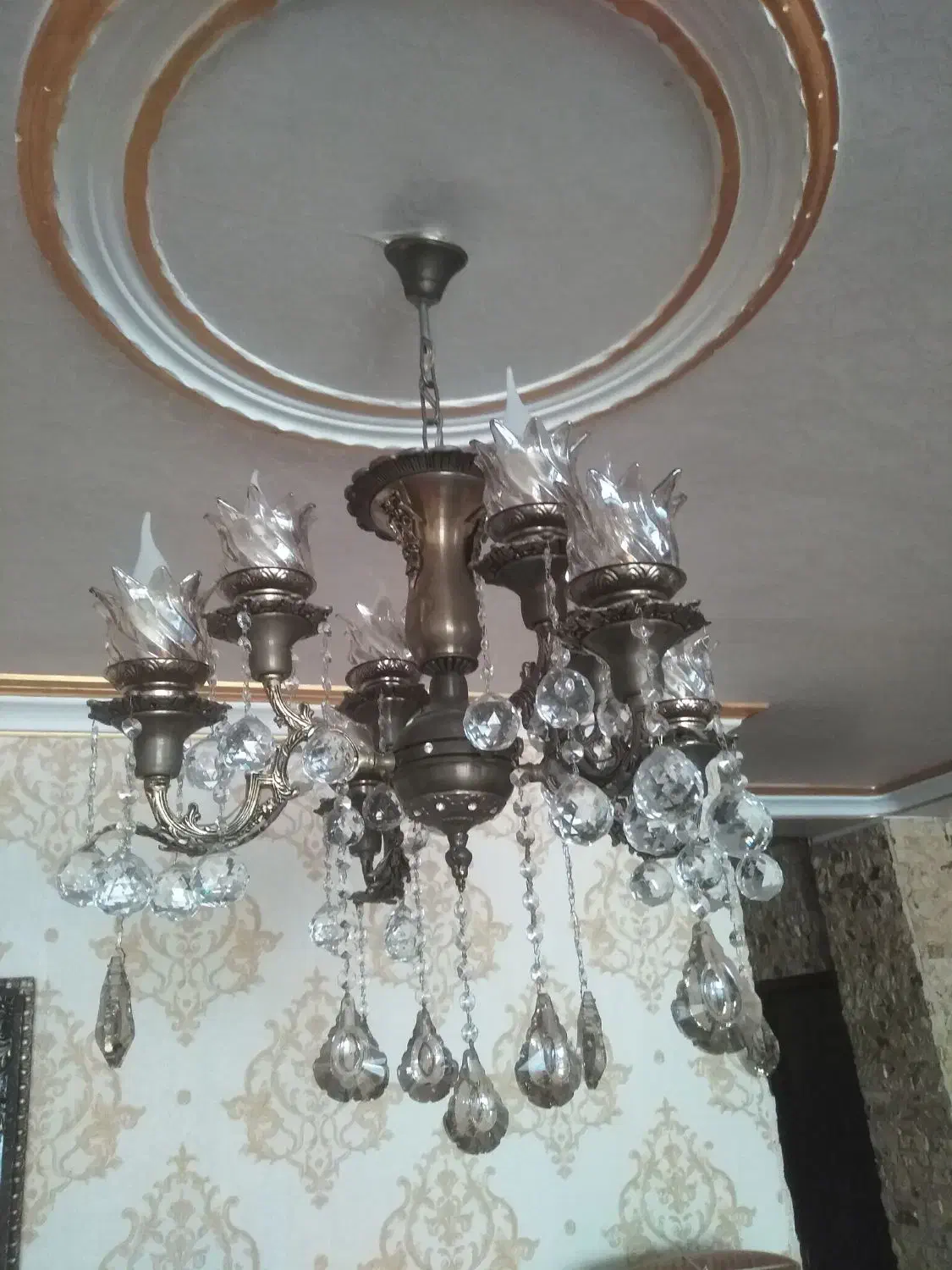 2 عدد برنز 4 شاخه با 8 لاله|لوستر و چراغ آویز|میانه, |دیوار