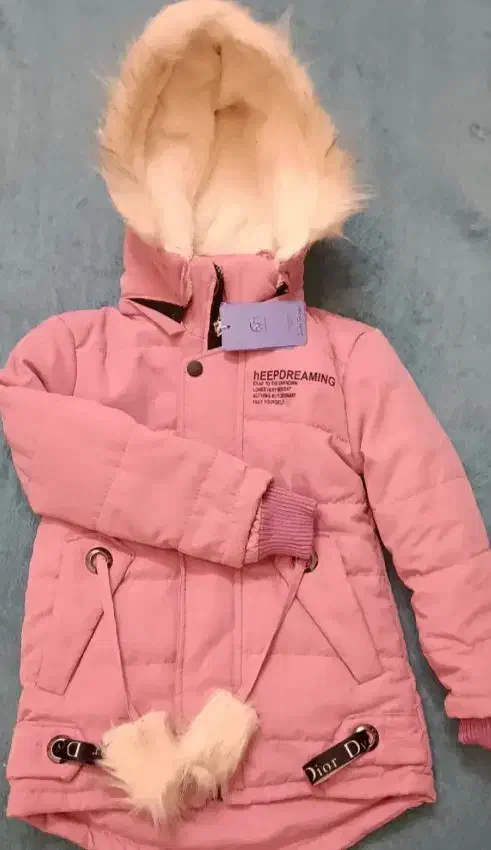 کابشن دخترانه|کفش و لباس بچه|ری, دیلمان|دیوار