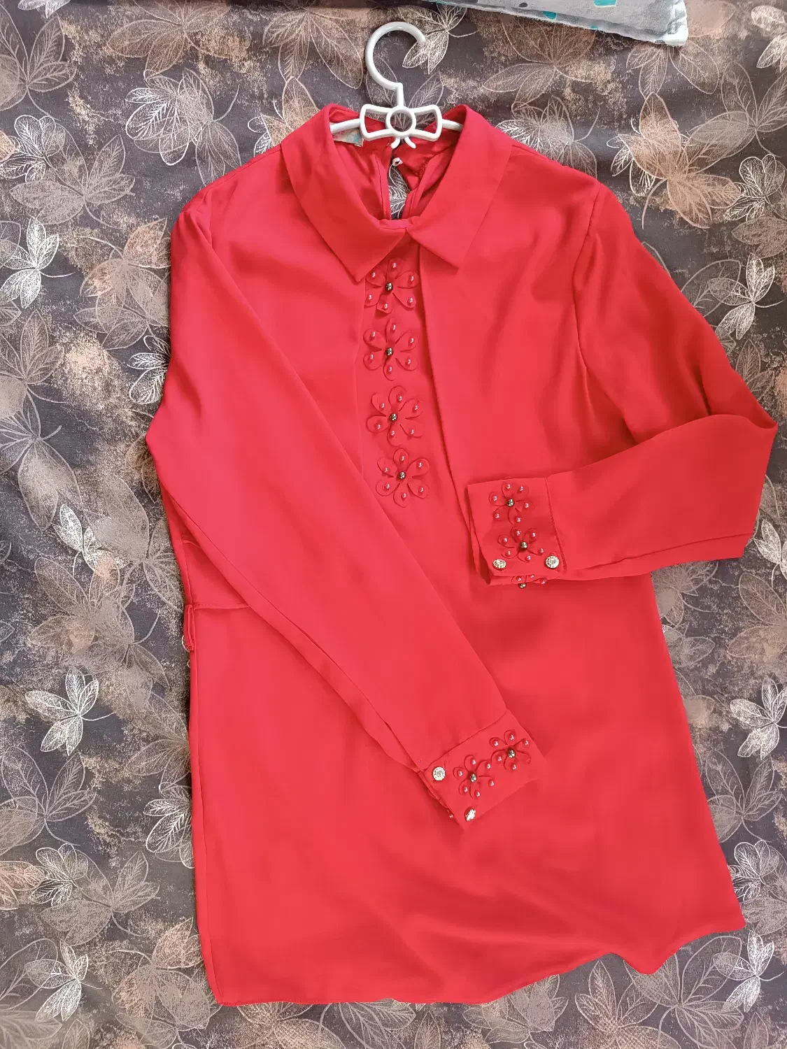 شومیز|لباس|مبارکه, |دیوار