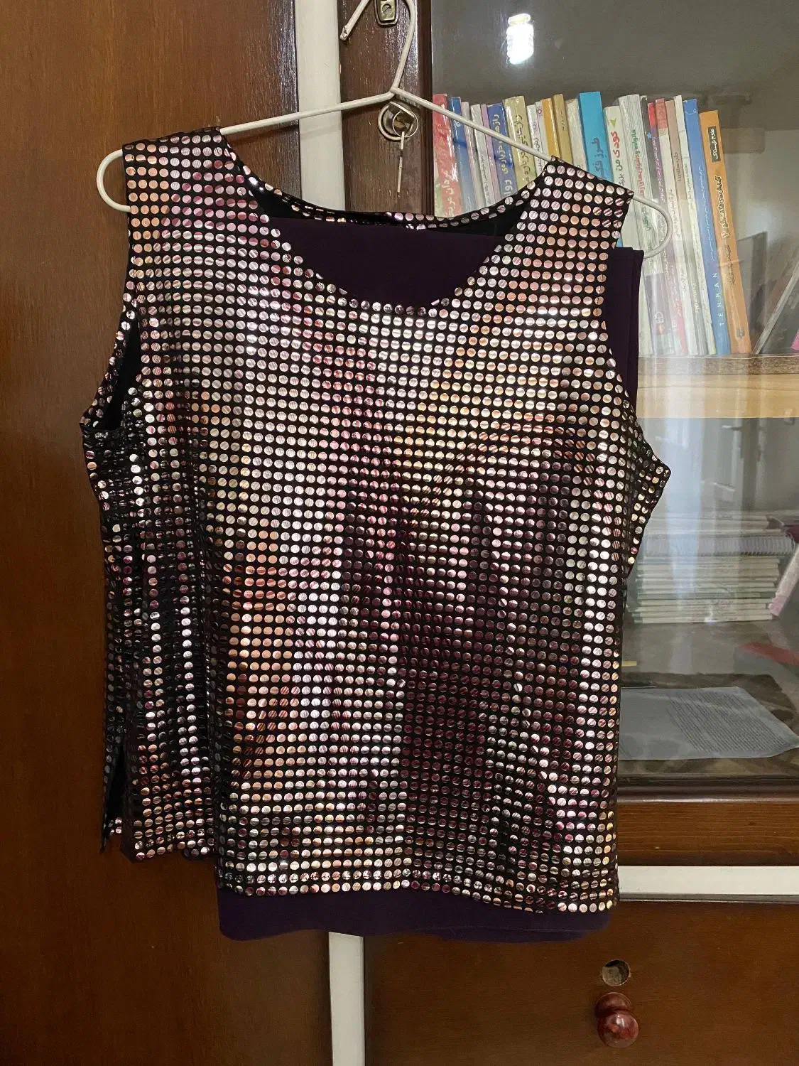 لباس مجلسی|لباس|فیروزکوه, |دیوار