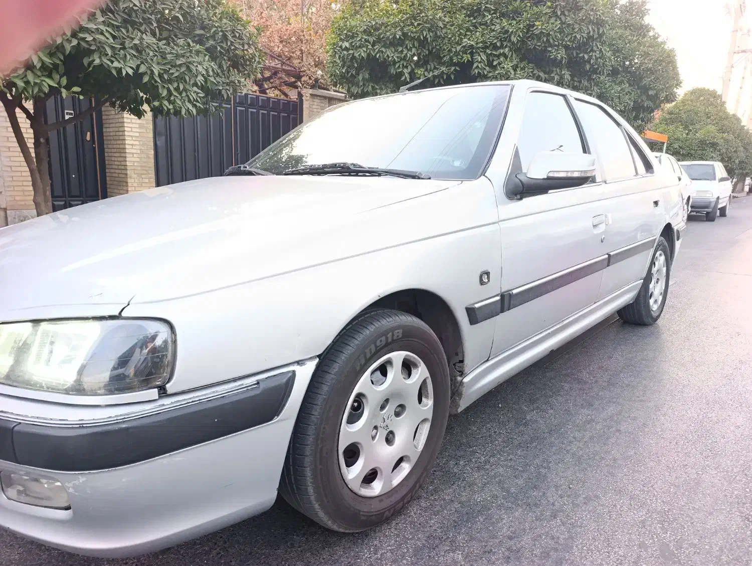 پارس مدل ۸۳|خودرو سواری و وانت|شیراز, شهرک پرواز|دیوار