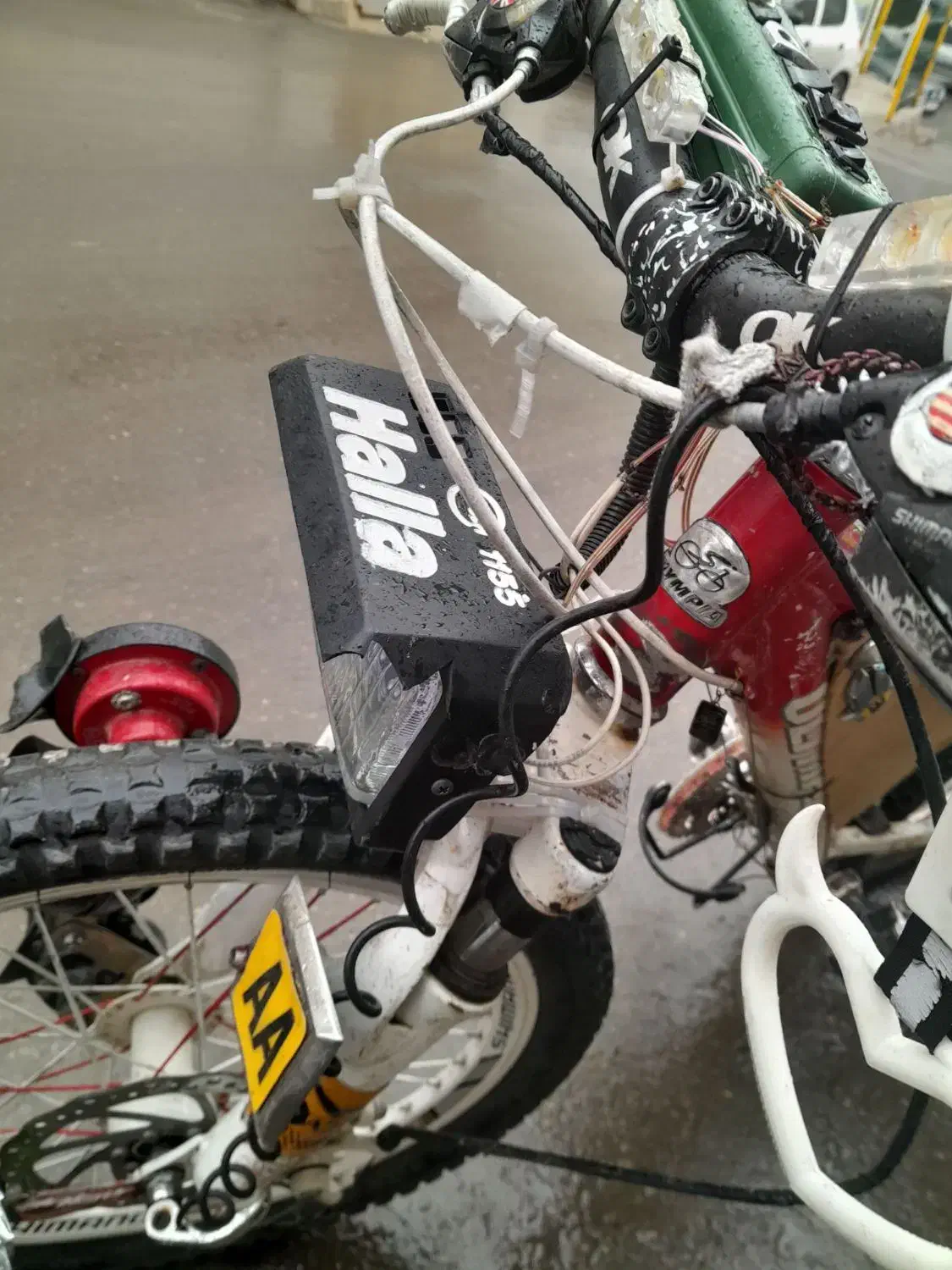 چراغ هلا|لامپ و چراغ|طرقبه, |دیوار