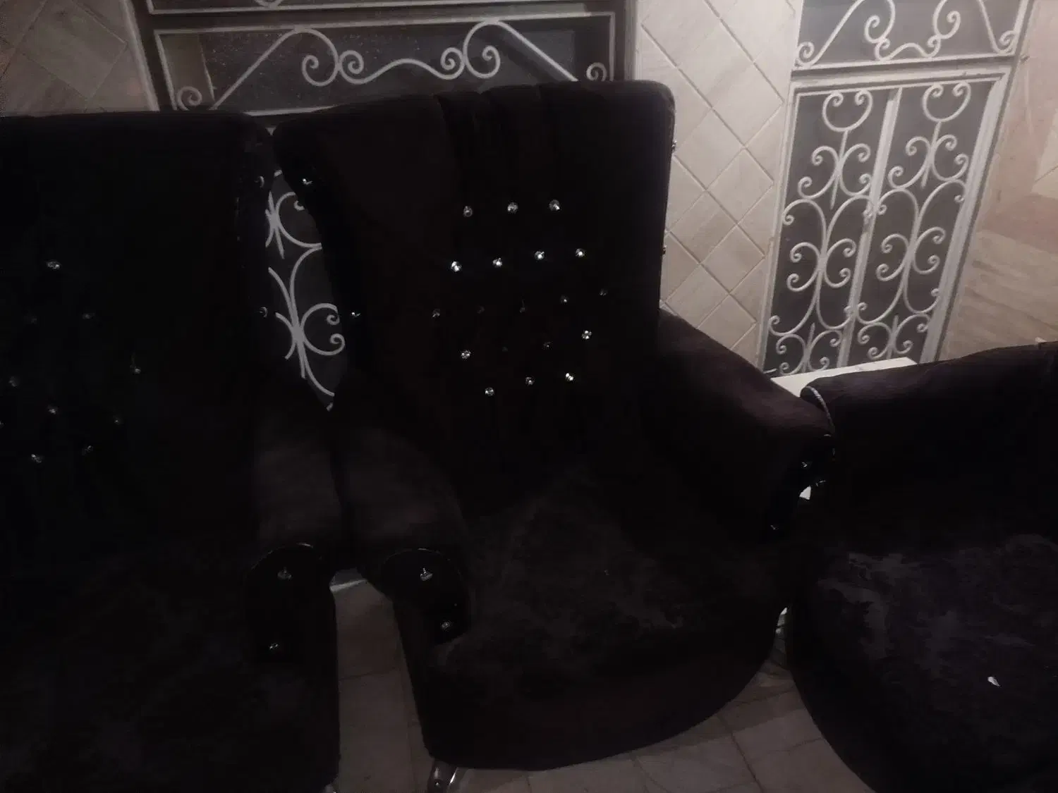 مبل راحتی سه تکه محکم - قیمت مناسب|مبلمان خانگی و میز عسلی|قم, انسجام|دیوار