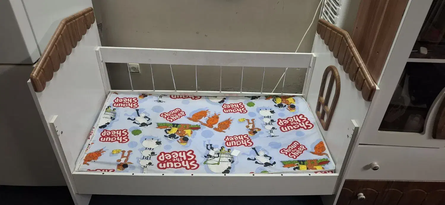 تخت کمد بچه|اسباب و اثاث بچه|ری, شهرک نظامی|دیوار