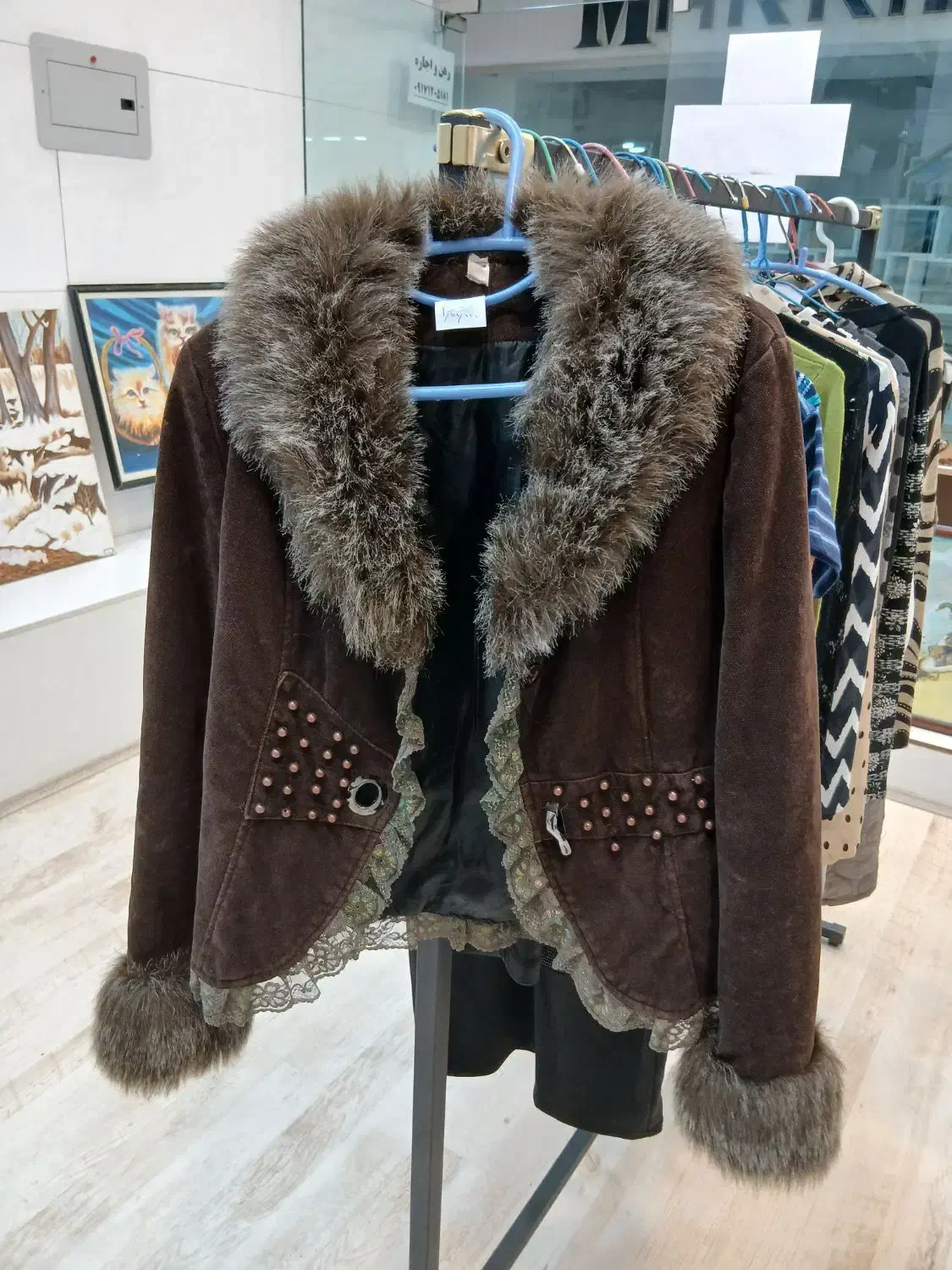 تعدادی لباس زنانه مانتو پاف پیراهن شلوار|لباس|شیراز, شهرک قمشه|دیوار