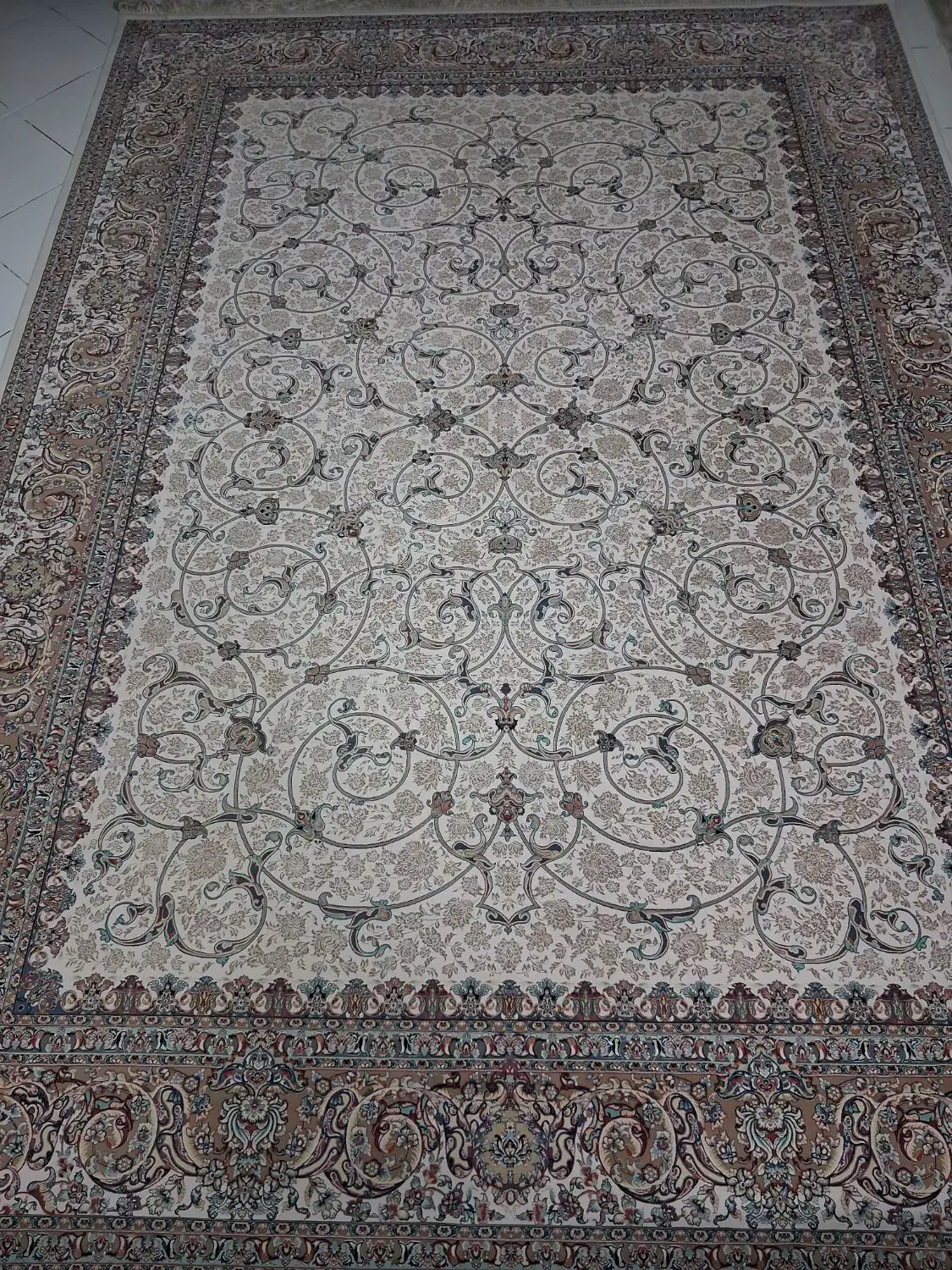 فرش ۹ متری و روفرشی|فرش|مشکین‌دشت, |دیوار