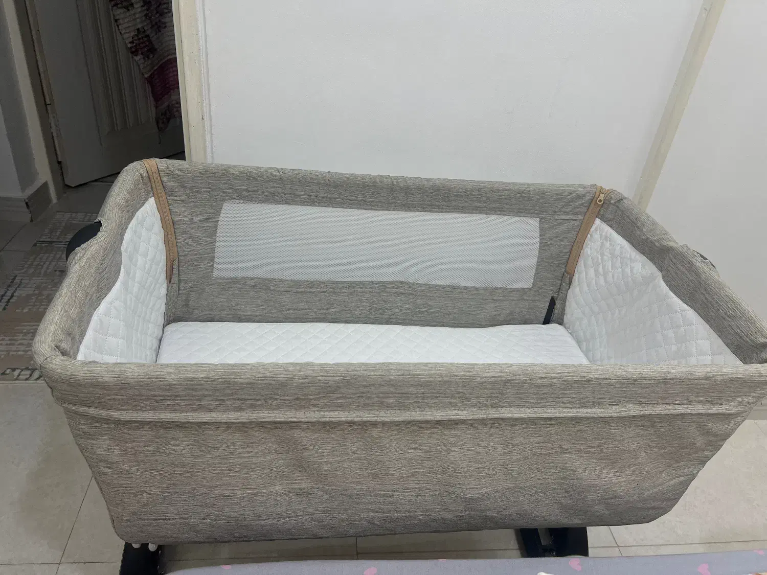 تخت کنار مادر کریر|تخت و صندلی بچه|رشت, لاکانی|دیوار