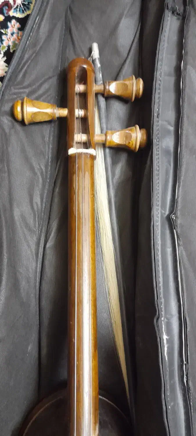 کمانچه ۳سیم|سازهای سنتی|بروجرد, |دیوار