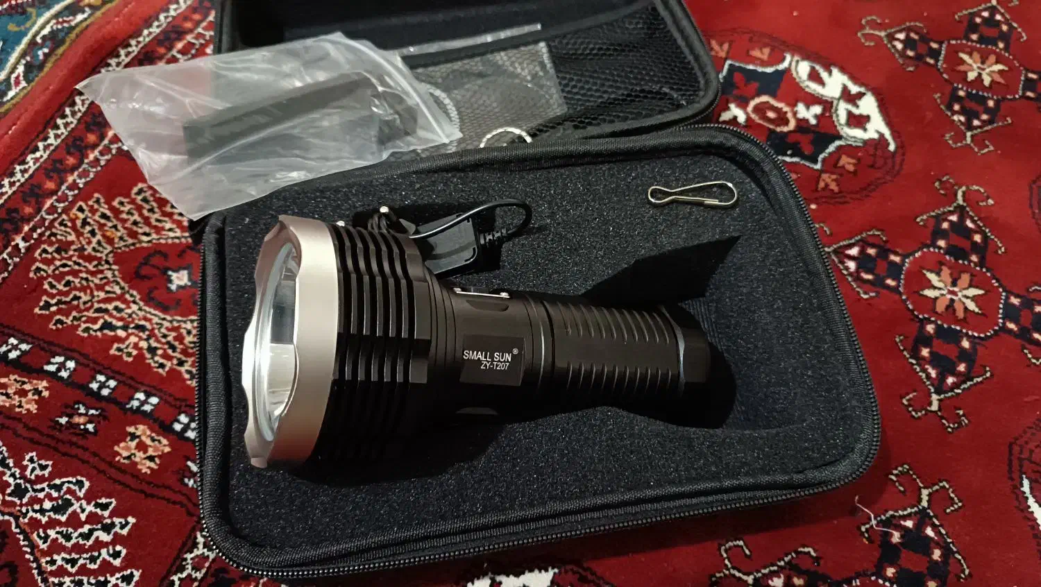 چراغ قوه|کوهنوردی و کمپینگ|گنبد کاووس, |دیوار