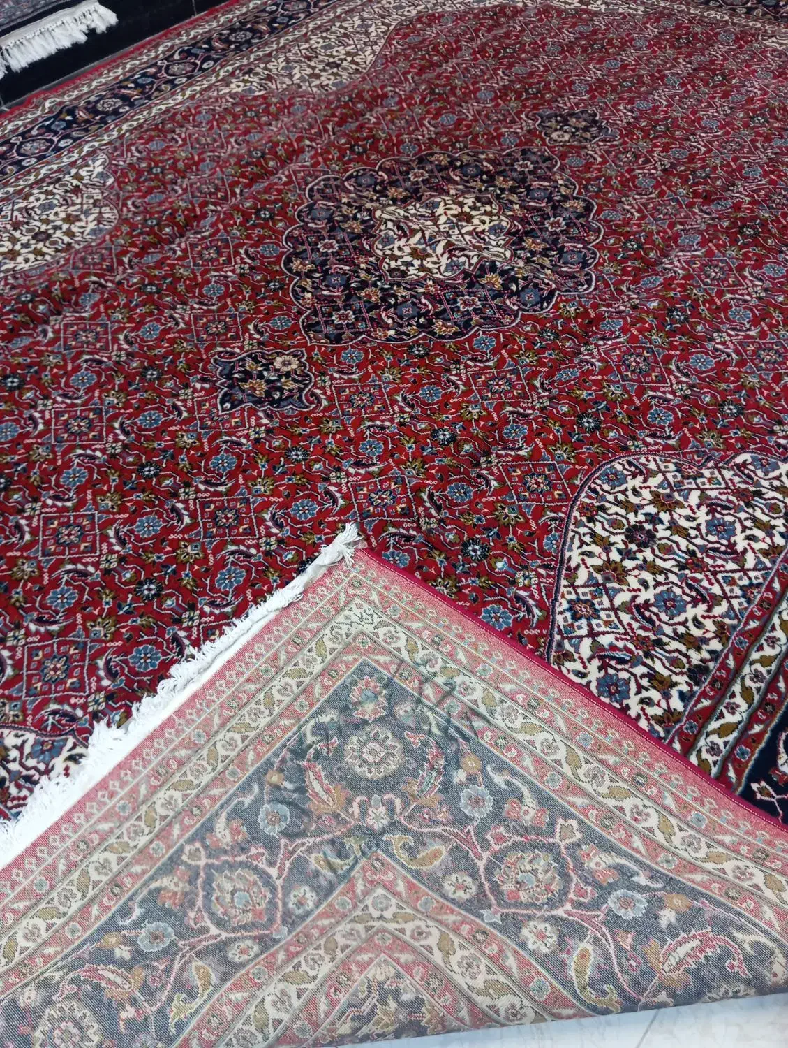 فرش۱۲متری ریزماهی لاکی|فرش|اردبیل, |دیوار