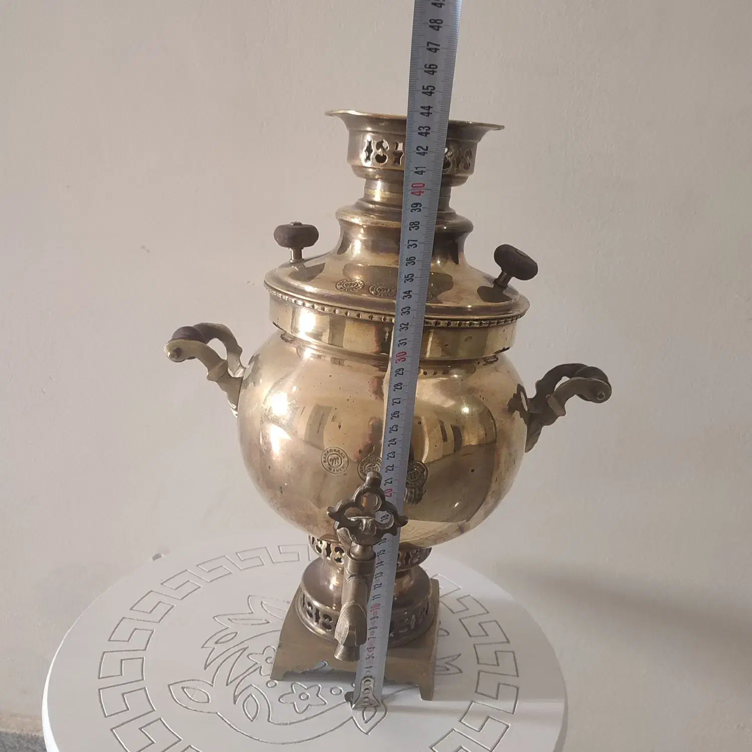 ظرف میوه خوری چک قدیمی طرح چشم گاوی و سماور زغالی|ظروف سرو و پذیرایی|پرند, فاز ۴|دیوار