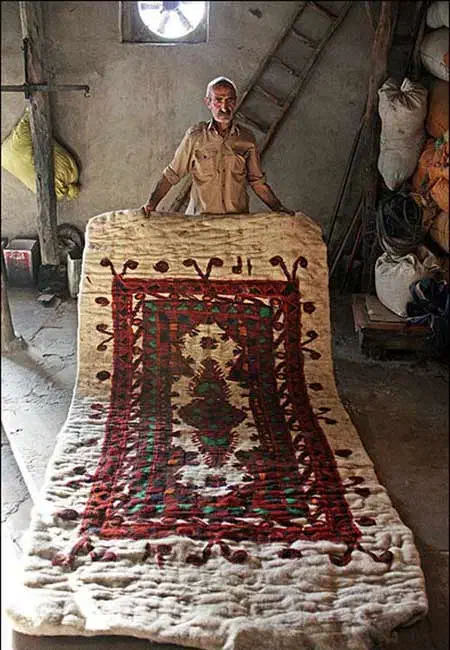 نمد پشمی سنتی|گلیم، جاجیم، گبه|تهران, هرندی|دیوار