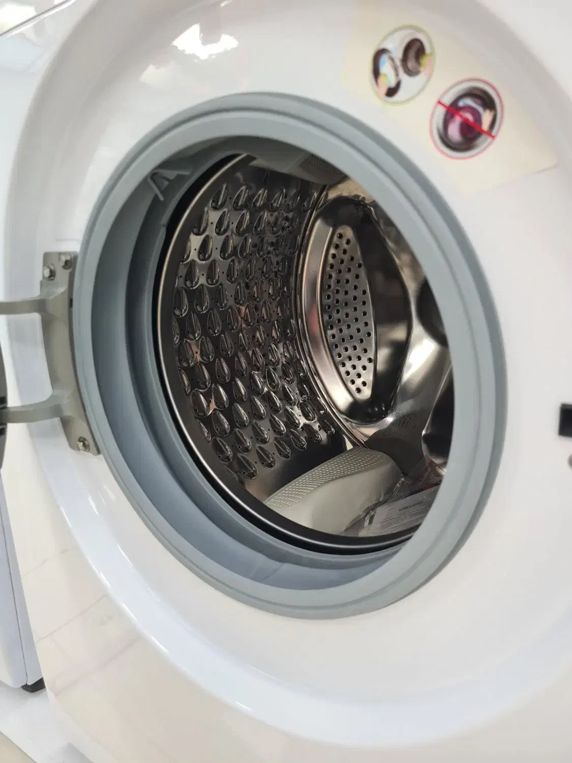 فروش ویژه لباسشویی ۸ کیلویی گیربوکسی دوو با تخفیف|ماشین لباسشویی و خشککن لباس|اهواز, زیتون کارمندی|دیوار