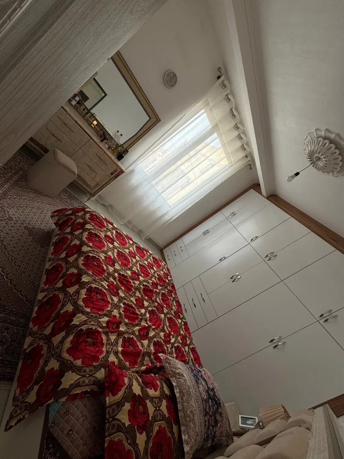 یک ساختمان ۲طبقه با۲مغازه۱۷۲|فروش آپارتمان|مرند, |دیوار