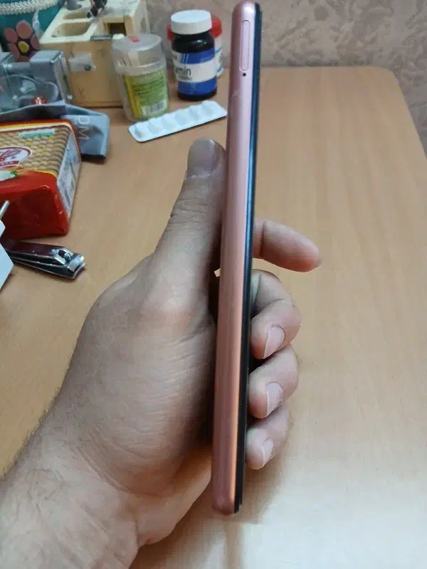 گوشی سامسونگ a04s رام ۴ و رم ۶۴ گیگ|موبایل|پرند, فاز ۲|دیوار