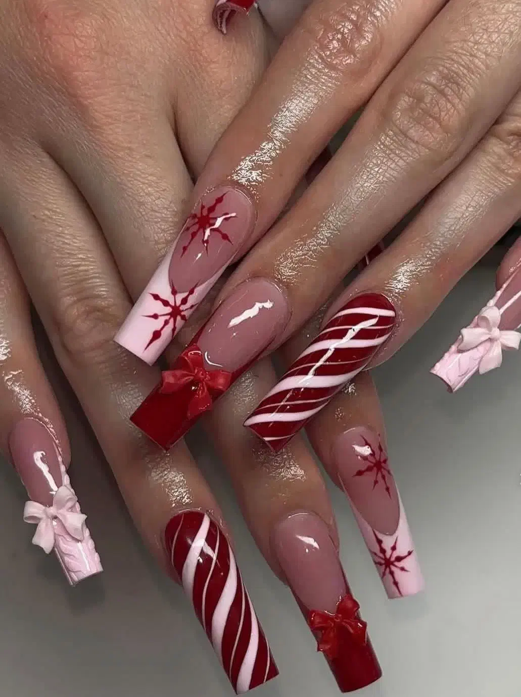 کاشت ناخن باخدمات و%آفریلدایی|خدمات آرایشگری و زیبایی|اصفهان, جلالیه|دیوار