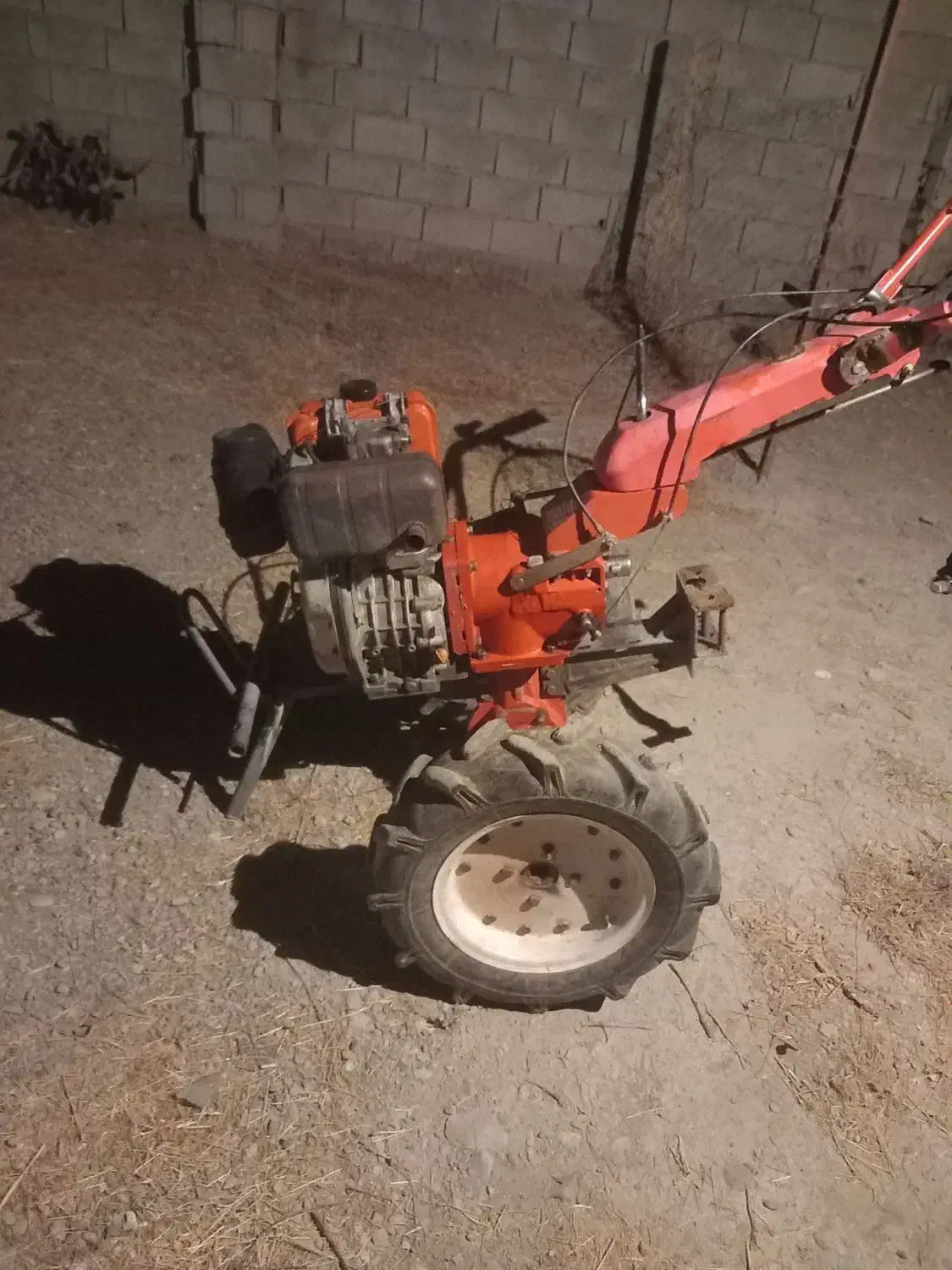 انجام کارهای باغی|خدمات باغبانی و درختکاری|نیشابور, فضل|دیوار