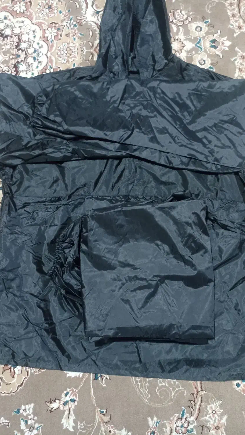 ست بارانی|لباس|تکاب, |دیوار