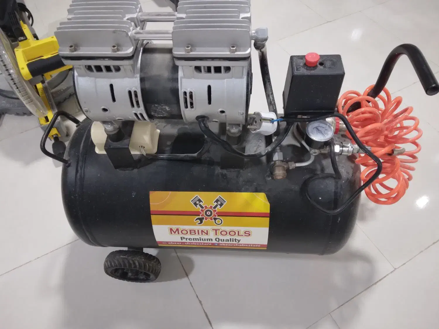 پمپ باد و فارسی بر|ابزارآلات|قشم, |دیوار