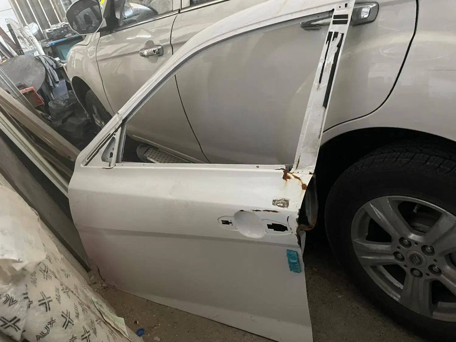 درب راننده دنا پلاس|قطعات یدکی و لوازم جانبی|کرمانشاه, |دیوار