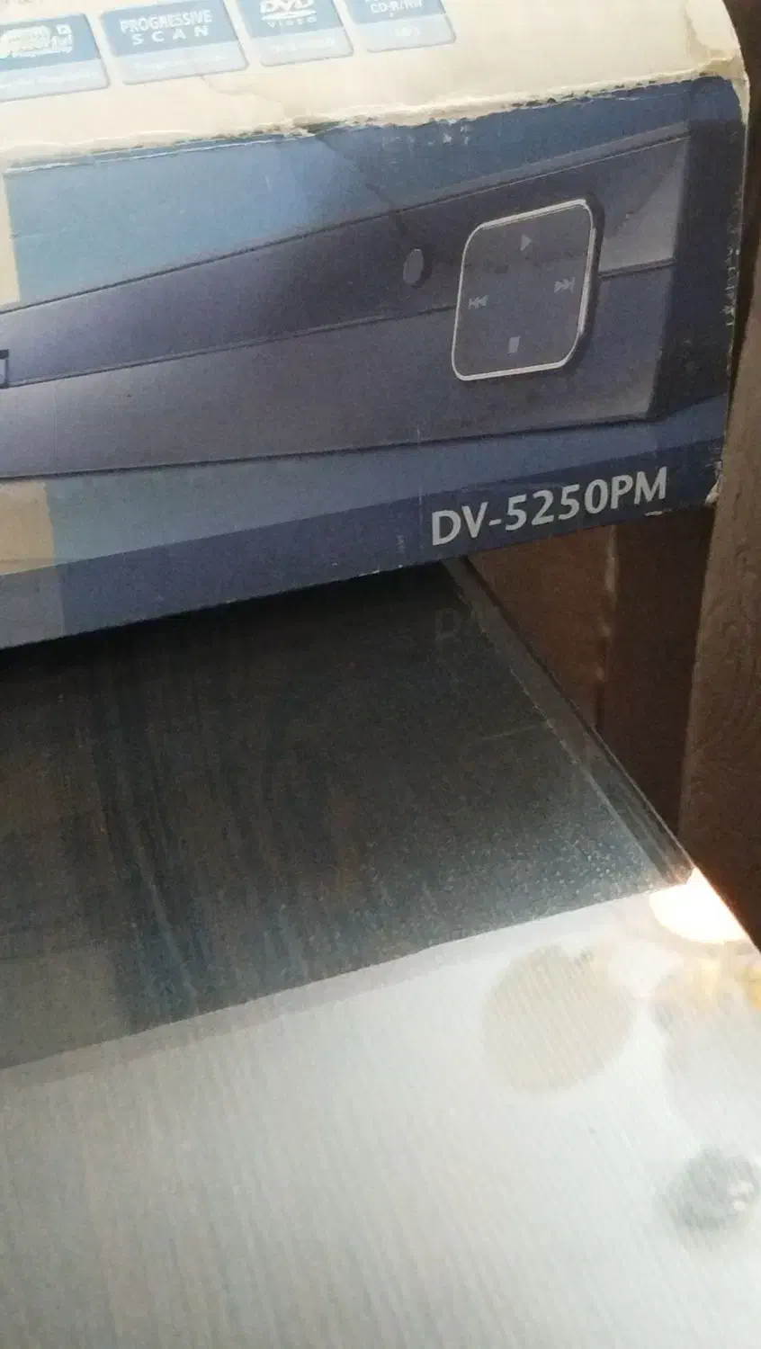 یک عدد DVD. LG|پخشکننده DVD و ویدیو|رودهن, |دیوار