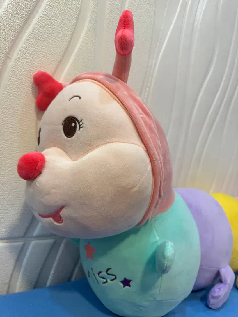 عروسک هزارپا ۱۳۰ سانتی|اسباب‌‌بازی|رشت, دیلمان|دیوار