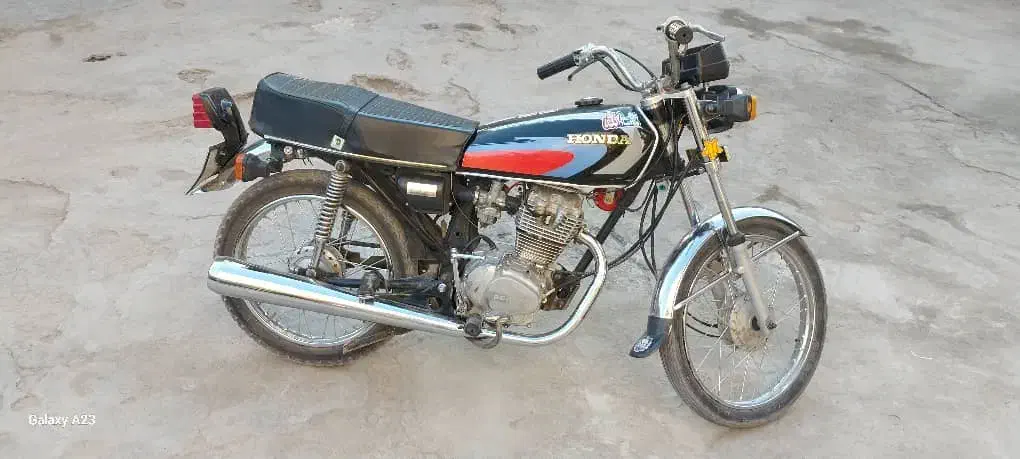 موتور ۱۲۵|موتورسیکلت|سیرجان, |دیوار