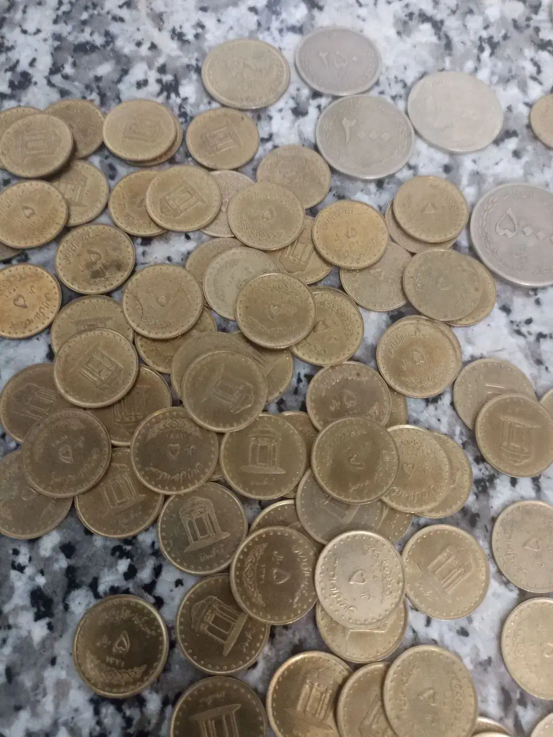 سکه برنجی وقدیمی|کلکسیون سکه، تمبر، اسکناس|شهرکرد, |دیوار