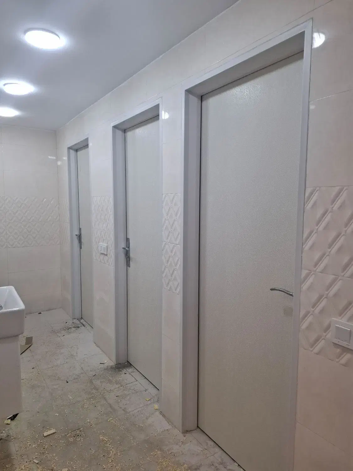 نصب درب چوبی|خدمات پیشه و مهارت|تهران, دانشگاه شریف|دیوار