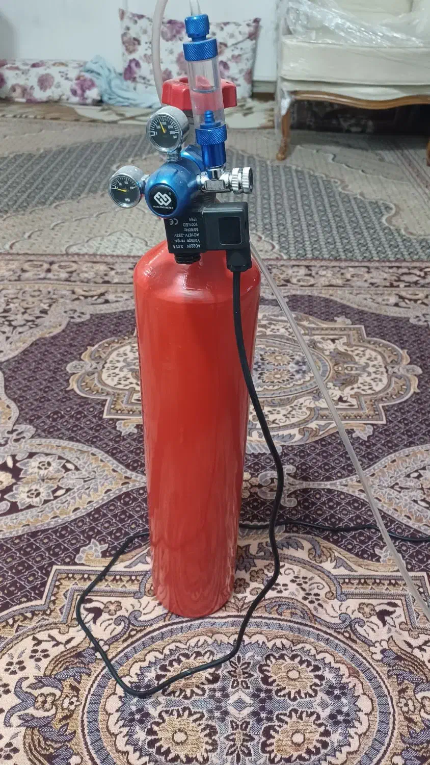 کپسولco2 با مانومتر برقی|ماهی|اردبیل, |دیوار