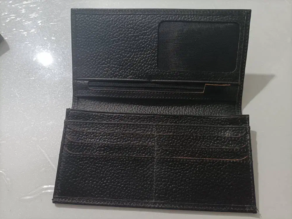 کیف پول|کیف، کفش، کمربند|قدس, شهر‌قدس|دیوار